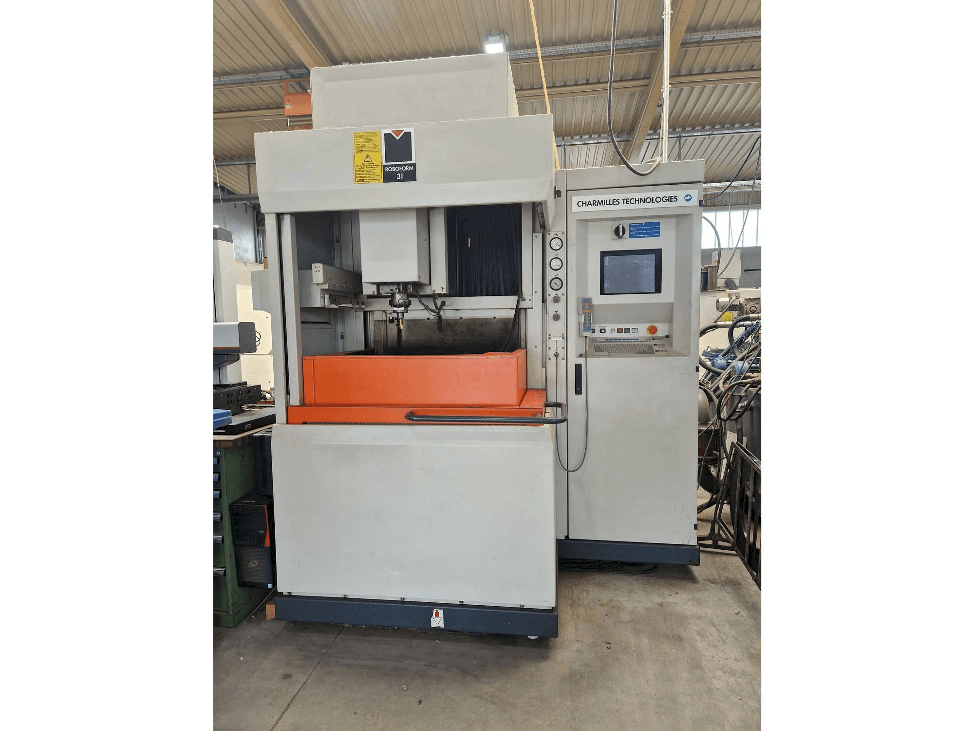 Masina CHARMILLES Roboform 31 eestvaade