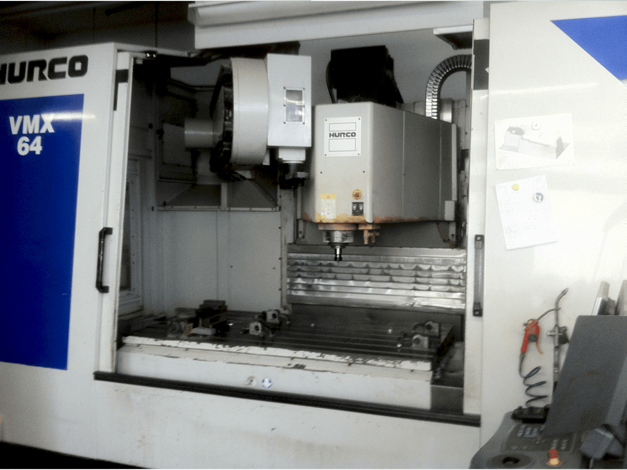 Masina Hurco VMX 64/50T eestvaade