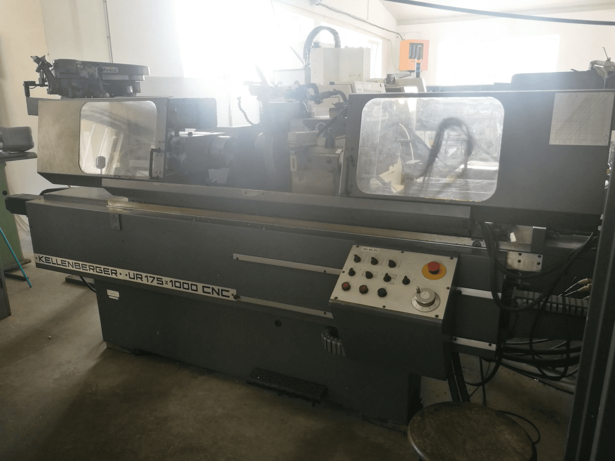 Masina KELLENBERGER UR 175x1000 CNC eestvaade