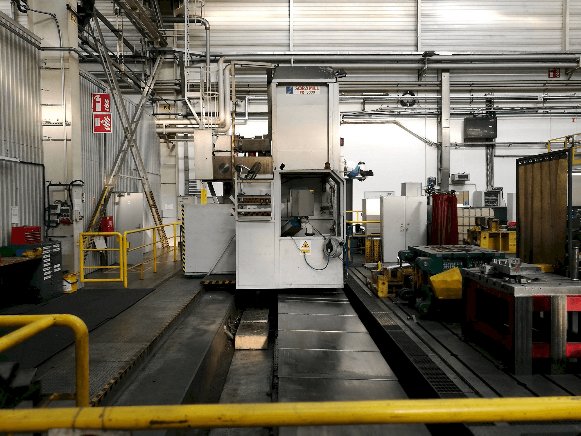 Masina Soraluce FR-8000 eestvaade