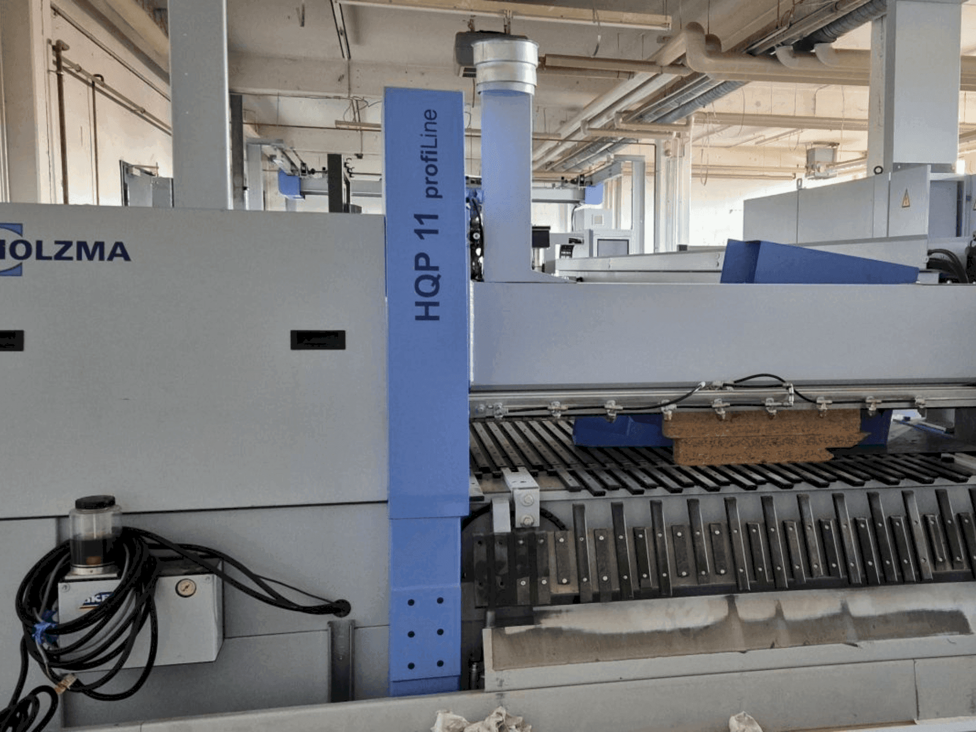 Masina HOLZMA PROFI HQP 11/16/56/L/X eestvaade