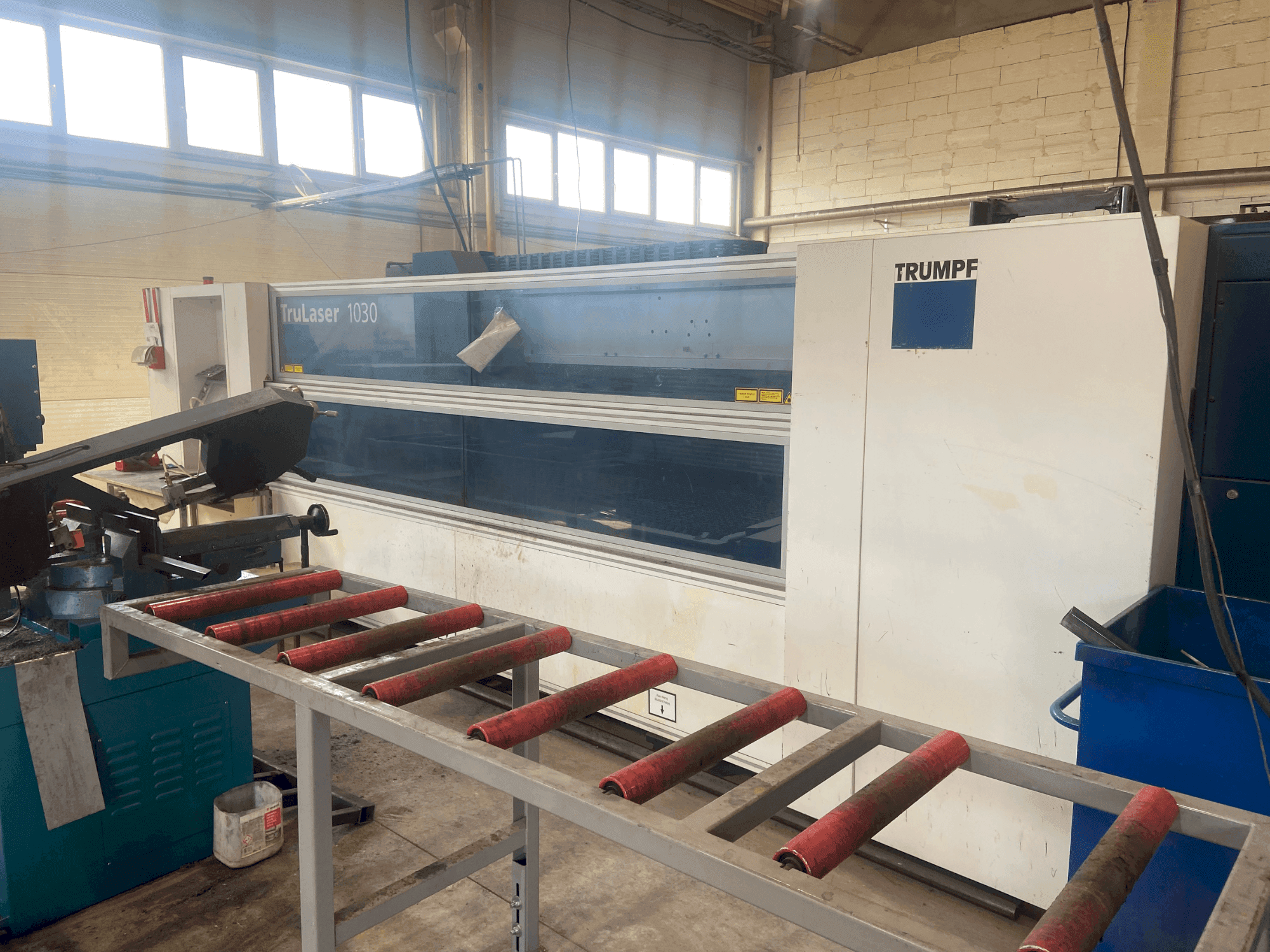 Masina TRUMPF TruLaser 1030 eestvaade