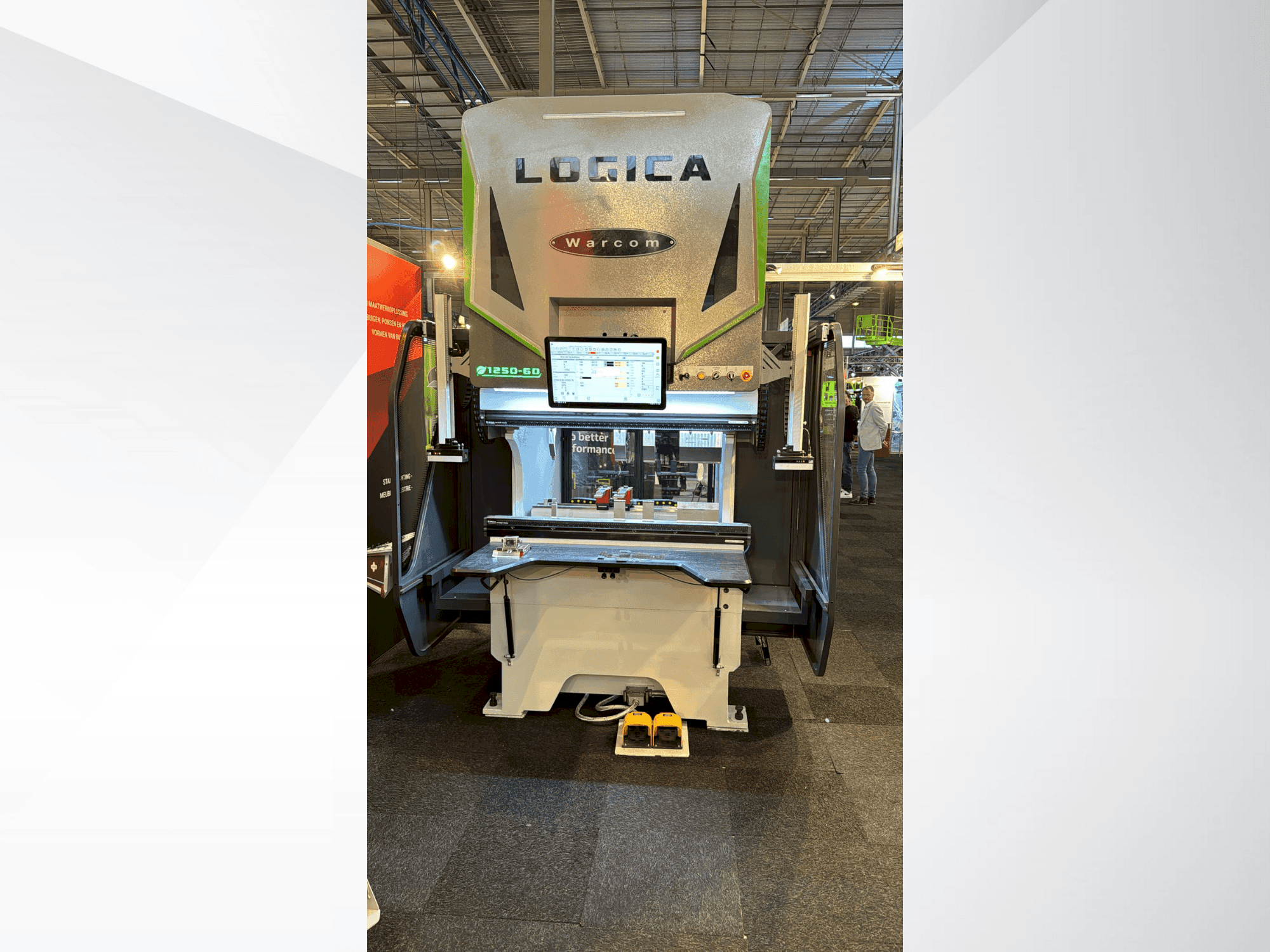 Masina Warcom LOGICA 1250-60 eestvaade