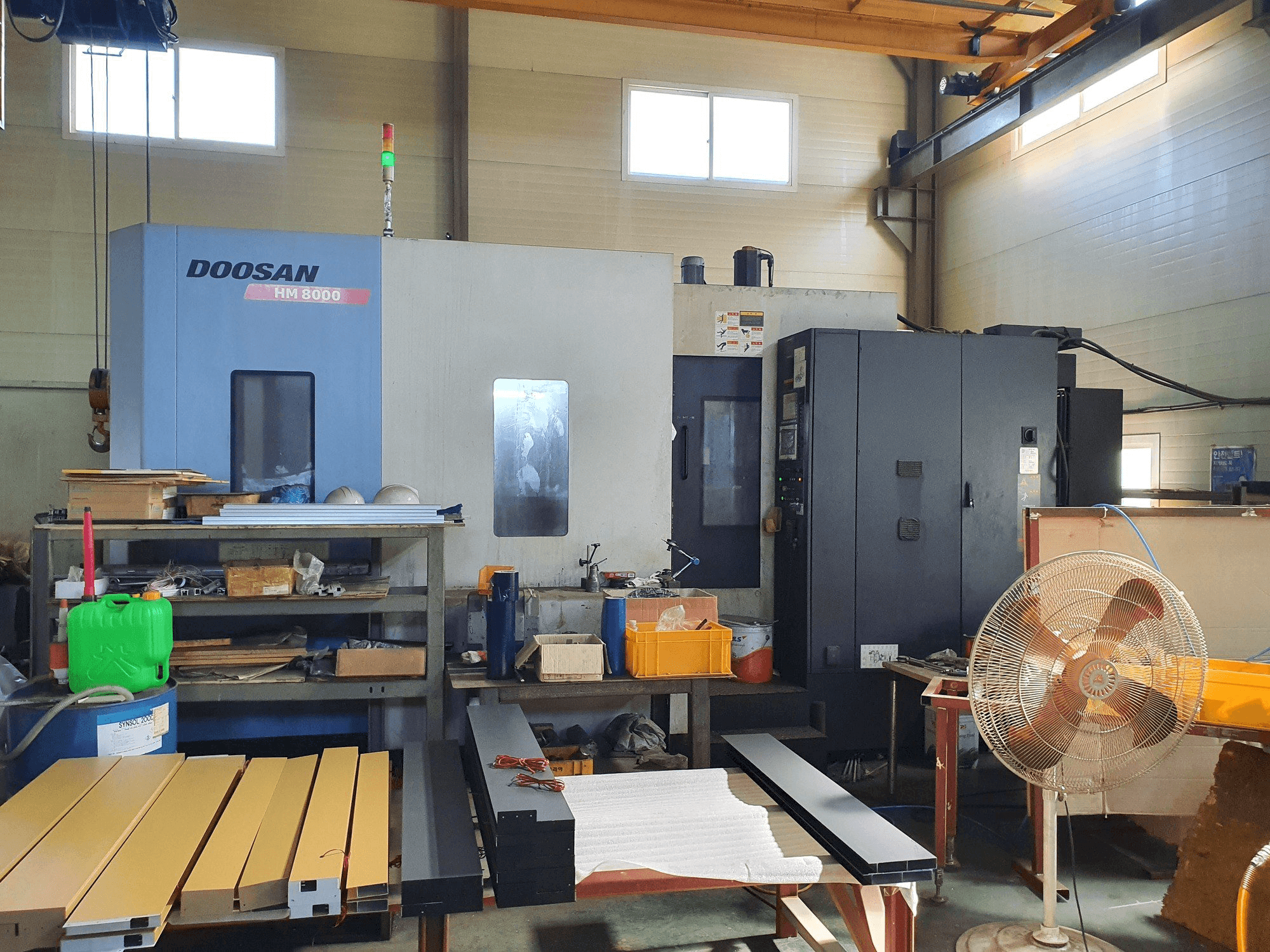 Masina Doosan HM8000 eestvaade