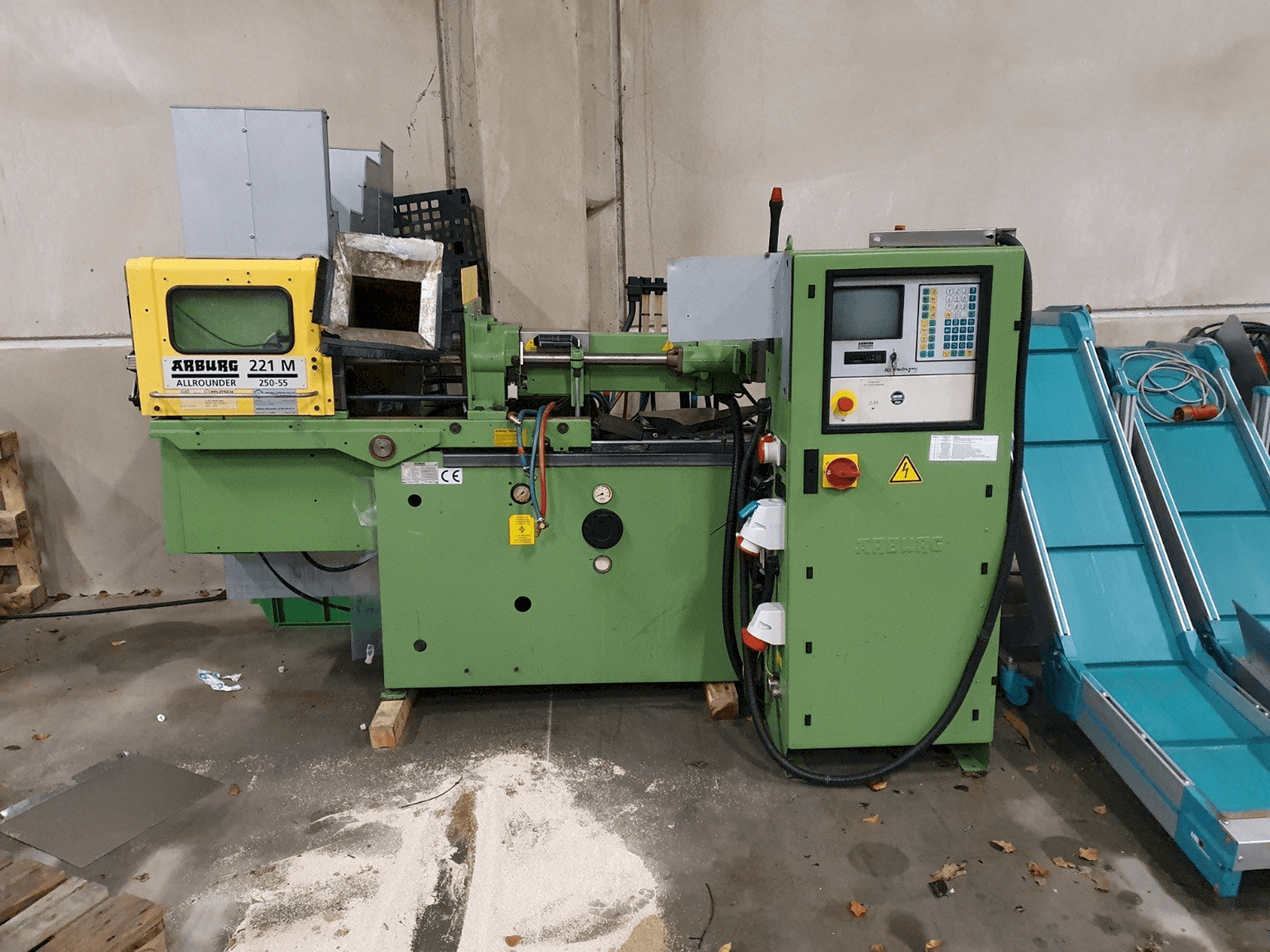 Masina Arburg Allrounder 221 M 250-55 eestvaade