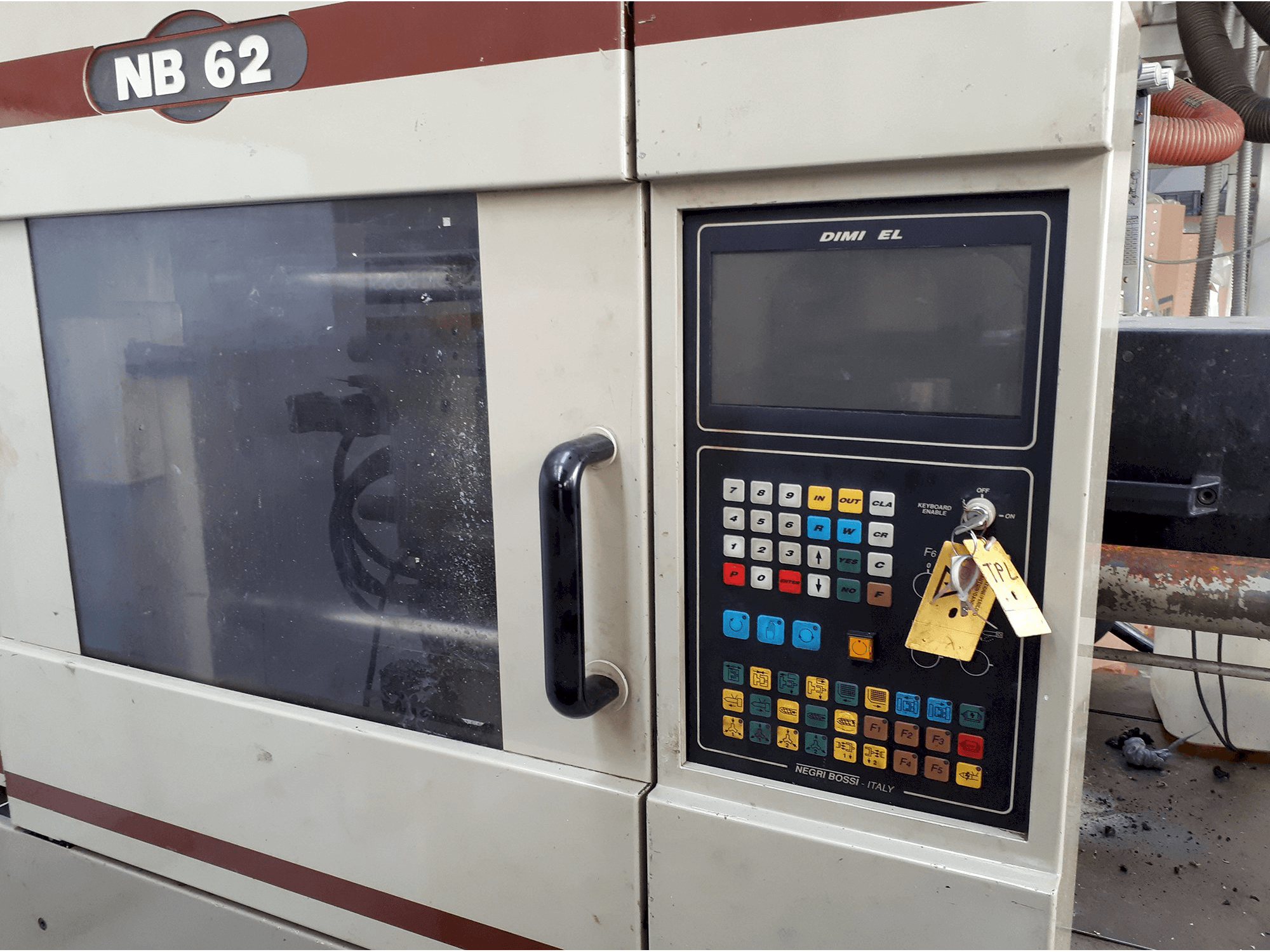 Masinavaade Negri Bossi NB 62 paremalt