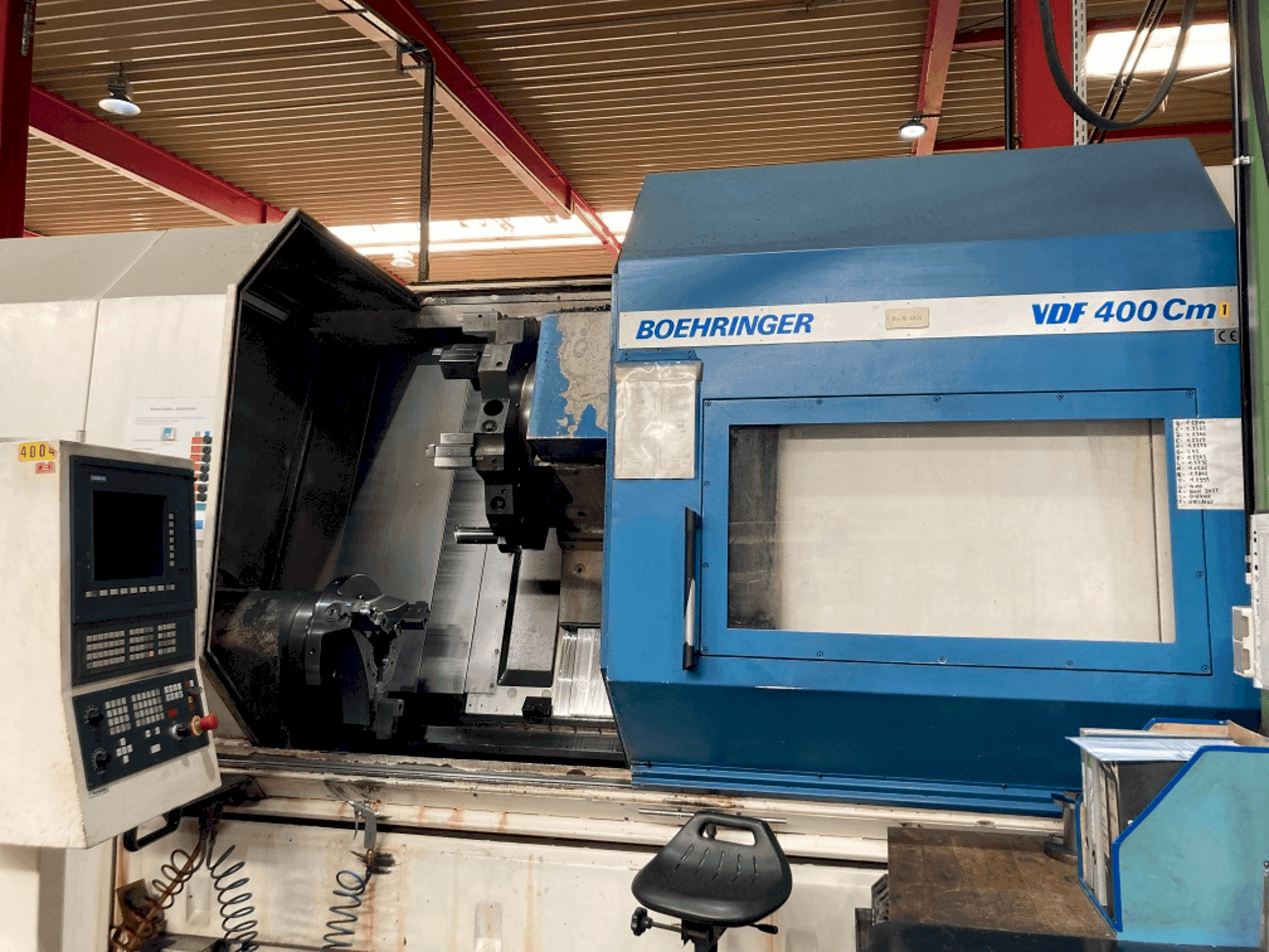 Masina BOEHRINGER C400 eestvaade