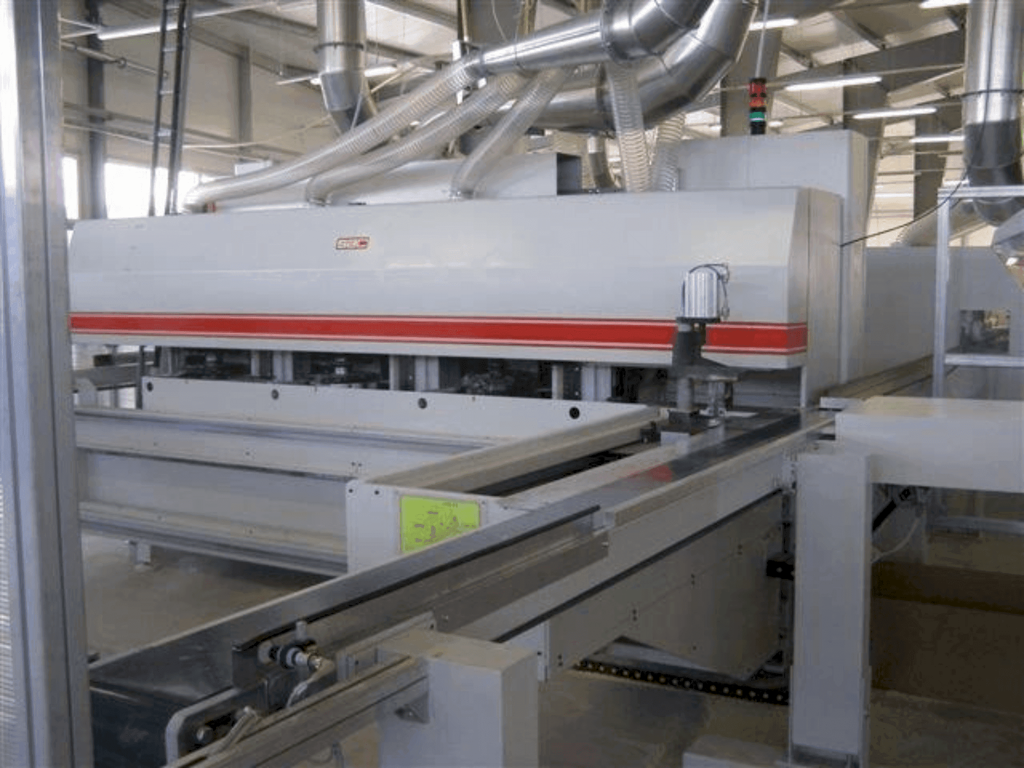 Masina SAC F300 eestvaade