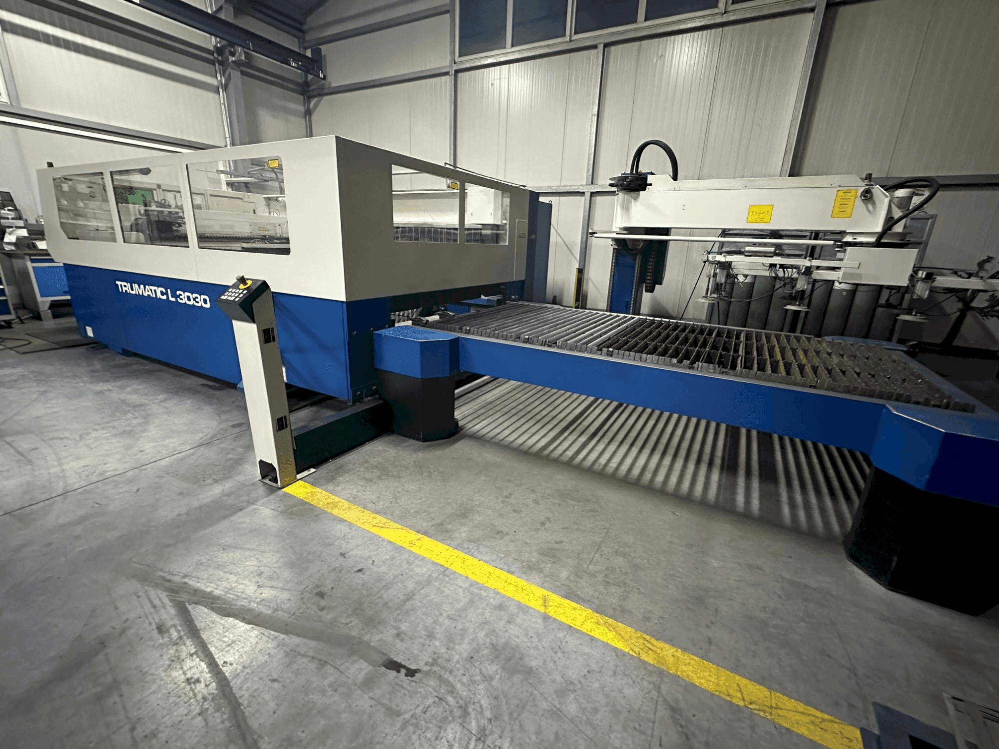 Masina TRUMPF LoadMaster eestvaade