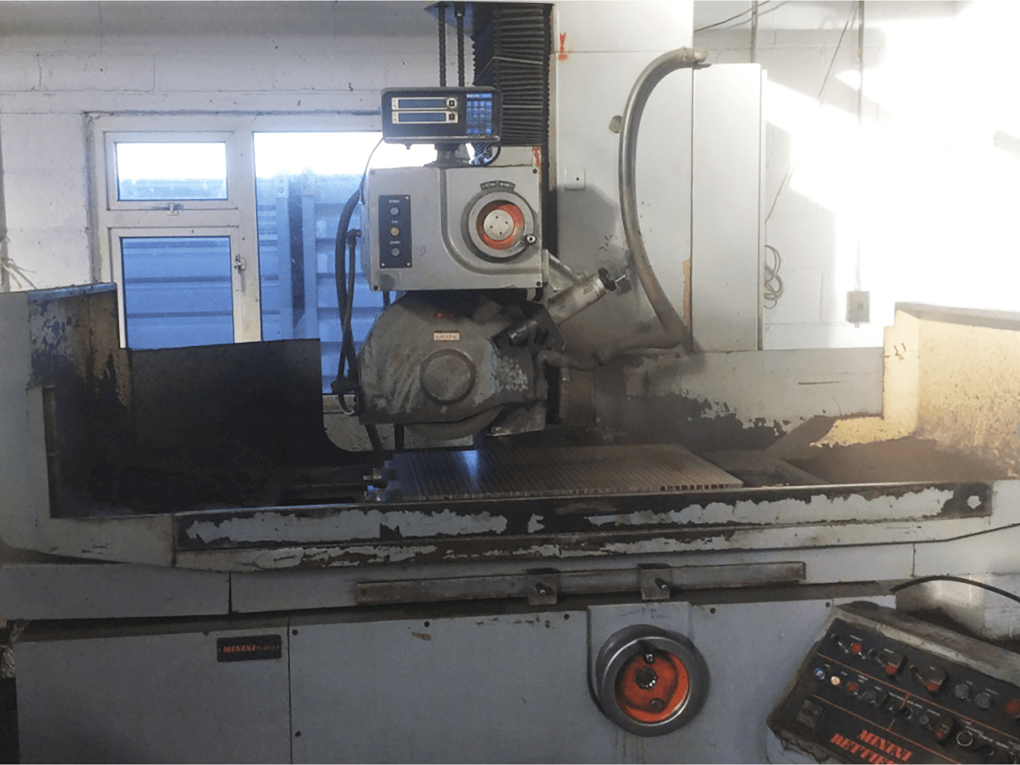 Masina Minini PL65.8 eestvaade