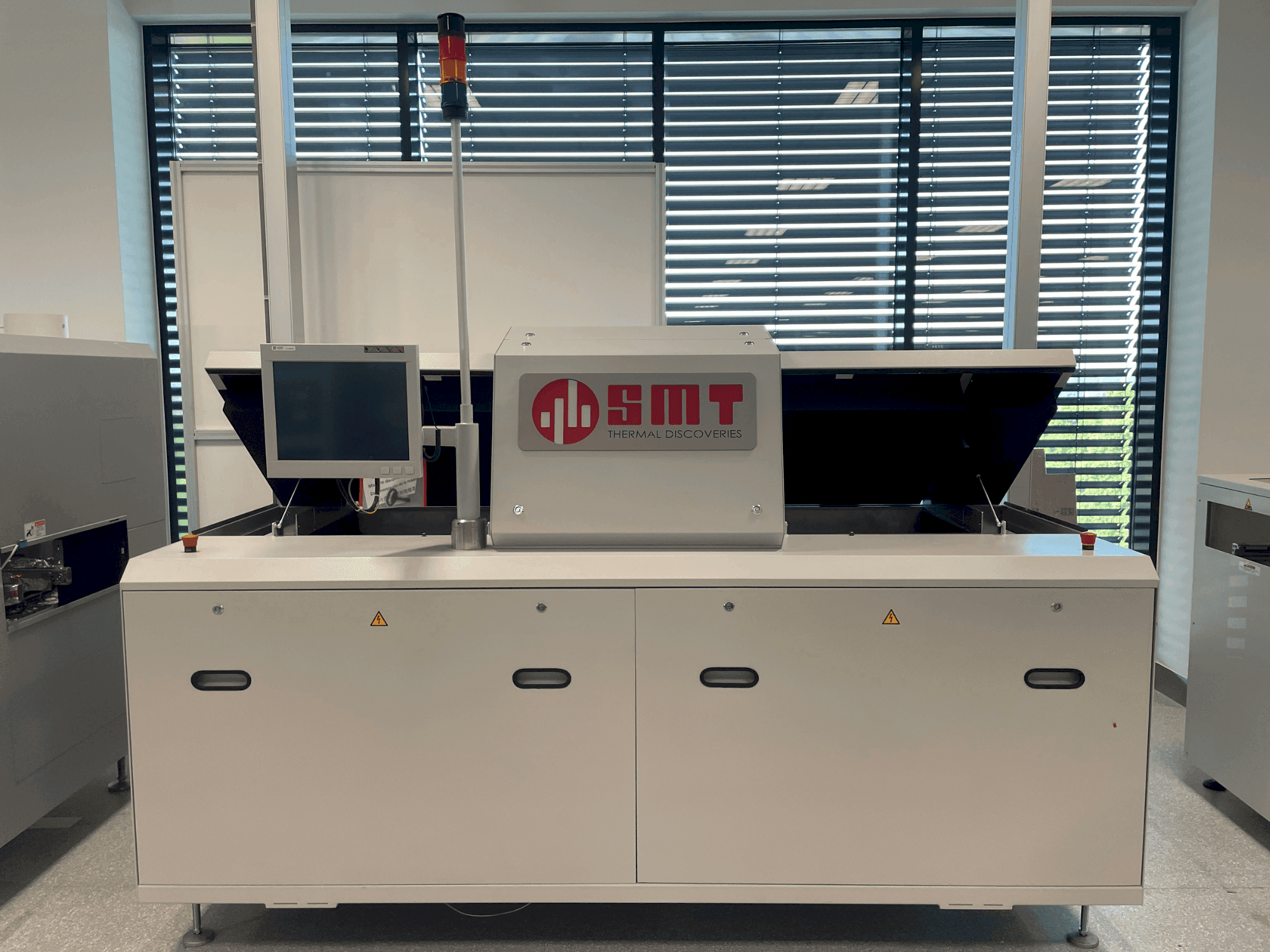 Masina SMT UV 3/-3 eestvaade
