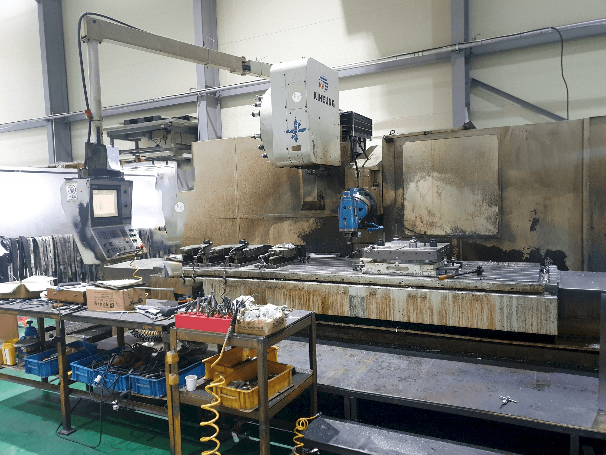 Masina KIHEUNG KNC-U1000 eestvaade