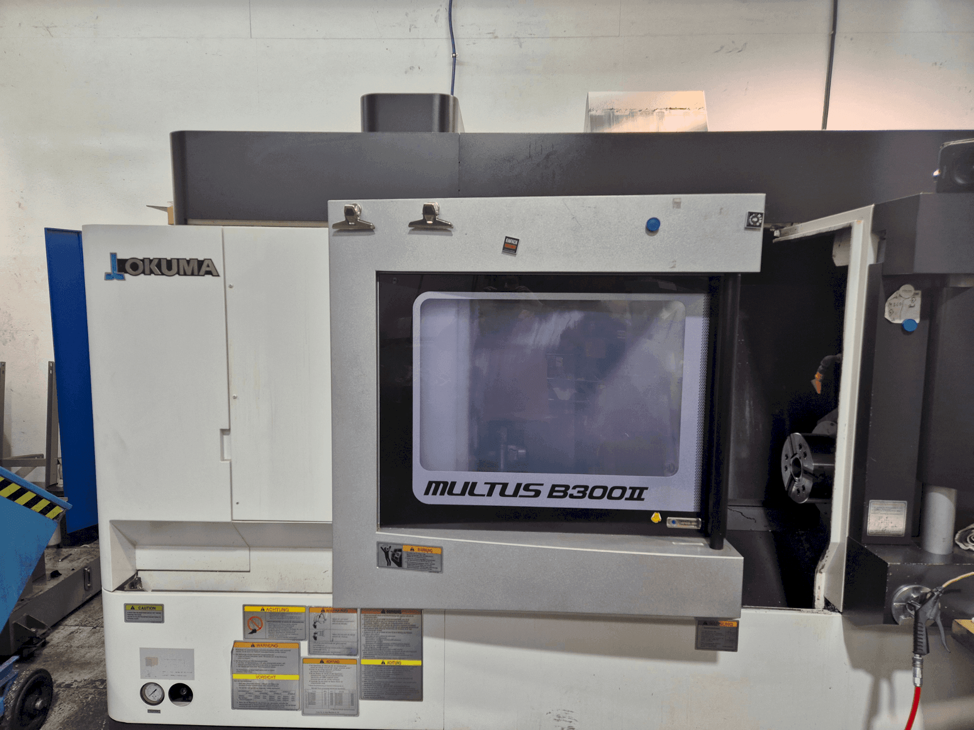 Masina Okuma Multus B300 II eestvaade