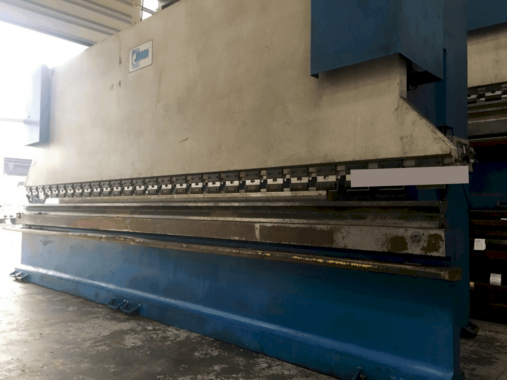 Masina JORDI PH6100 - 180 (2003) vasaku külje vaade