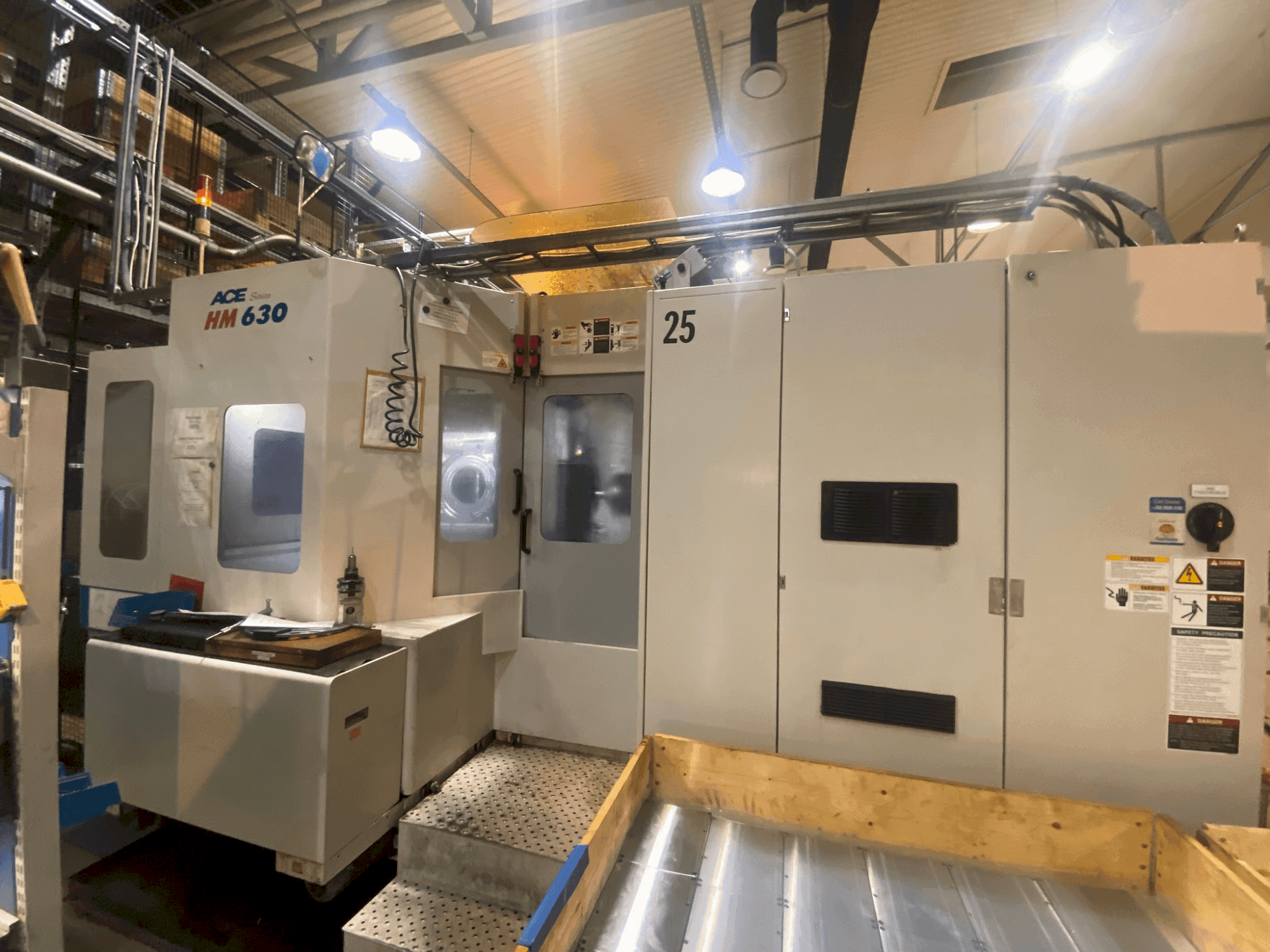 Masina DOOSAN ACE-HM 630 eestvaade